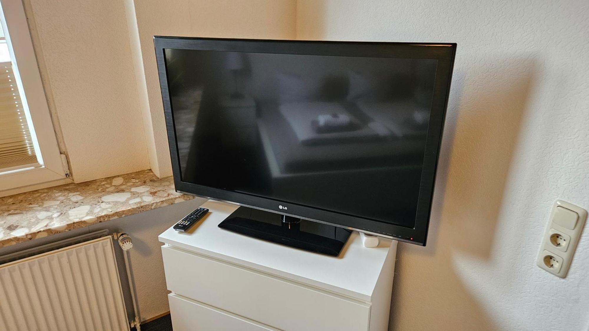 Hotel Dorfkrug Buesum - Guenstige Altbauzimmer Am Oland Δωμάτιο φωτογραφία